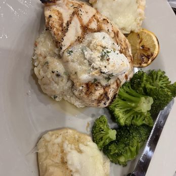 Logan's Roadhouse - Lemon butter chicken - American Near Me - Lebanon, Tennessee Logan's Roadhouse - Lemon butter chicken - American Near Me - Lebanon, Tennessee