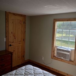 Home Outlet - Gainesville - Cottage doors
