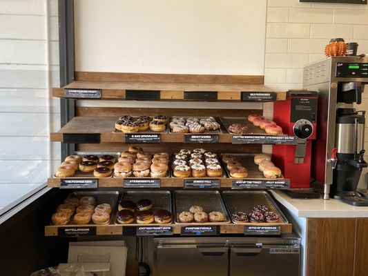 Donut Friend - Silver Lake - Dessert, Ice Cream, Cake & More by null