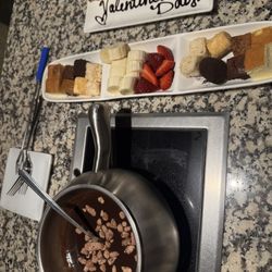 The Melting Pot - Thousand Oaks