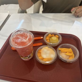Hui Lau Shan - Strawberry Yogurt, A2. Mango Romance / 芒の戀 - Desserts Near Me - Las Vegas, Nevada Hui Lau Shan - Strawberry Yogurt, A2. Mango Romance / 芒の戀 - Desserts Near Me - Las Vegas, Nevada