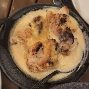 La Central by Mario Pagán - Grilled cauliflower in sauce. - New American Near Me - San Juan, Puerto Rico