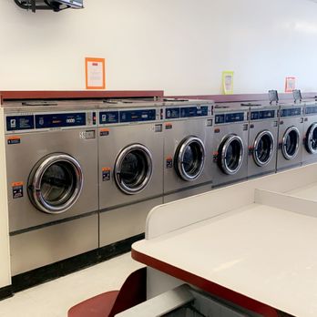 Fiesta Wash Dry Fold - Washers start at just $2 for two load, $3 for three load, $4 for for load, and $6 for six load mega washer. - Laundromat Near Me - Houston, Texas Fiesta Wash Dry Fold - Washers start at just $2 for two load, $3 for three load, $4 for for load, and $6 for six load mega washer. - Laundromat Near Me - Houston, Texas