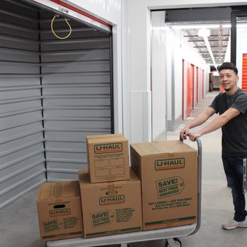 U Haul Moving Storage On Boca Chica 18 Photos Truck Rental 2400 Boca Chica Blvd Brownsville Tx Phone Number