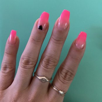 Organic Spa and Nails - Pink ombré - Nail Salons Near Me - Austin, Texas Organic Spa and Nails - Pink ombré - Nail Salons Near Me - Austin, Texas