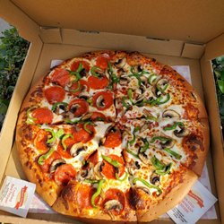 The Valley - Large 3 topping pizza