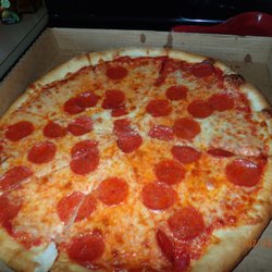 Iccara Pizzeria - YUMMY and only 13.25 for 16 inch