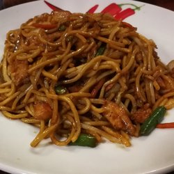 Enjoy Food - Nudeln mit Hühnchen mit Gemüse