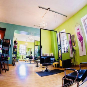 715 Hot Heads - Hair Salons Near Me - Fergus Falls, Minnesota