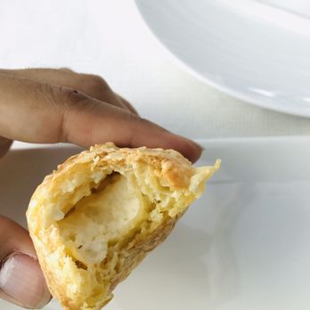 Les Ombres - Mini pastry with goat cheese filling - French Near Me - Paris, 75 Les Ombres - Mini pastry with goat cheese filling - French Near Me - Paris, 75