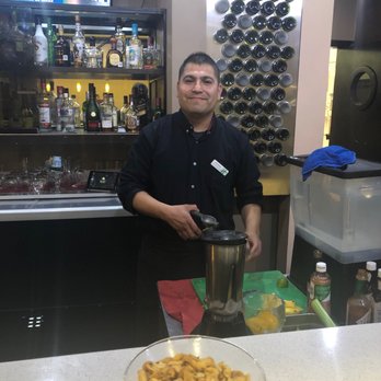 Holiday Inn Tijuana - Antonio the best bartender in MEXICO - Hotels Near Me - Tijuana, BCN Holiday Inn Tijuana - Antonio the best bartender in MEXICO - Hotels Near Me - Tijuana, BCN