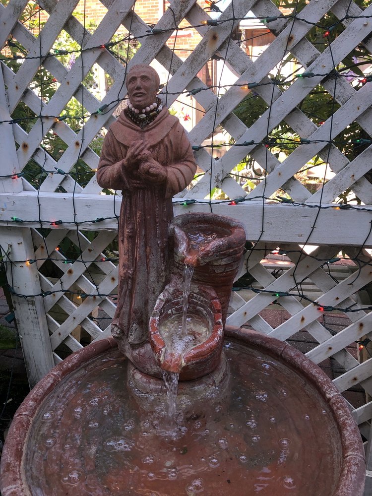 ROBERT’S LAFITTE Updated November 2024 21 Photos & 34 Reviews