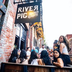 River Pig Saloon - Outdoor Patio