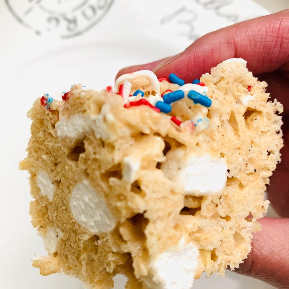 Blox Dessert Bars - The Independence profile shot - Desserts Near Me - American Fork, Utah Blox Dessert Bars - The Independence profile shot - Desserts Near Me - American Fork, Utah
