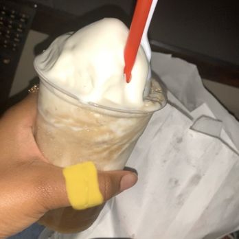 California Burger - Root beer float - Burgers Near Me - Indianapolis, Indiana