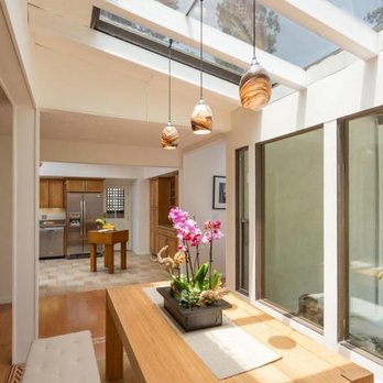 Upstage Design - Home Staging Near Me - Los Angleles, California