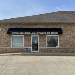 Northern Illinois Foot & Ankle Specialists - Front door