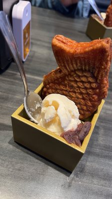 Kura Revolving Sushi Bar by null