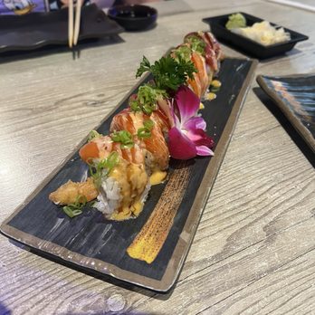 Heemo Sushi - South Roll - Sushi Bars Near Me - Orange, California