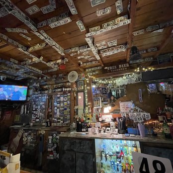 Lagorio's Grill & Bar - a view of the bar - American Near Me - Farmington, California