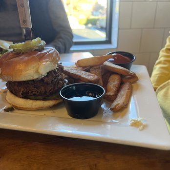 Rail Craft Kitchen & Bar - Garlic Hot Chicken Sandwich with fries - Bars Near Me - Dublin, Ohio Rail Craft Kitchen & Bar - Garlic Hot Chicken Sandwich with fries - Bars Near Me - Dublin, Ohio