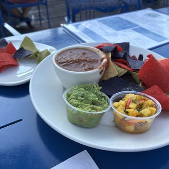 Schaefer's Canal House - Chips and salsa with guac.....tomato salsa nice and spicy and the mango salsa had a nice kick to it - New American Near Me - Chesapeake City, Maryland Schaefer's Canal House - Chips and salsa with guac.....tomato salsa nice and spicy and the mango salsa had a nice kick to it - New American Near Me - Chesapeake City, Maryland