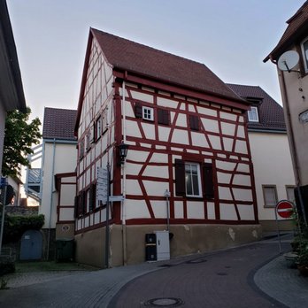 Stadt Bretten - Interesting House on Kirchgasse in Town Centre Bretten - Local Flavor Near Me