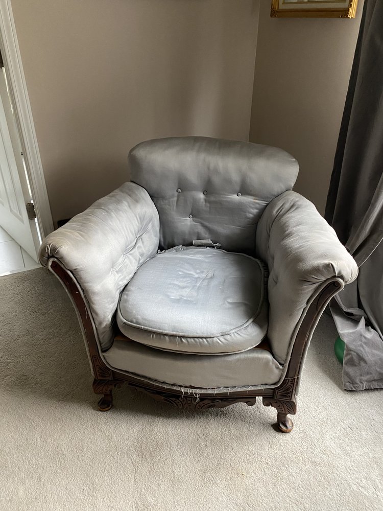 DAVIS UPHOLSTERY SHOP Furniture Reupholstery 314 Meyer Ln