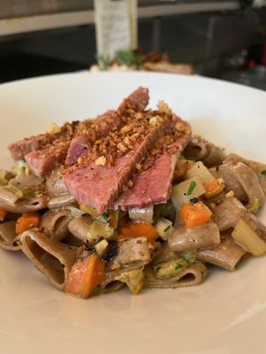 Runner & Stone by null