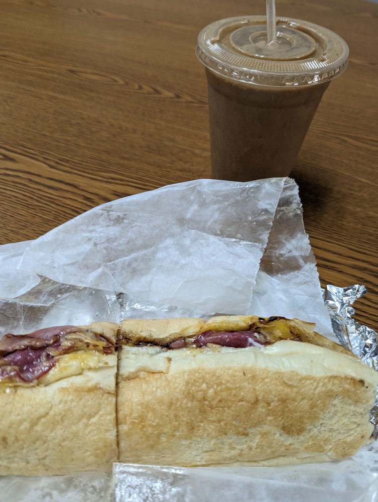 Food from Pirate's Deli