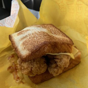 Whataburger - BBQ chicken tender sandwich - Burgers Near Me - Big Spring, Texas