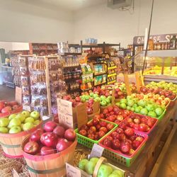 Riverside Fruit Market