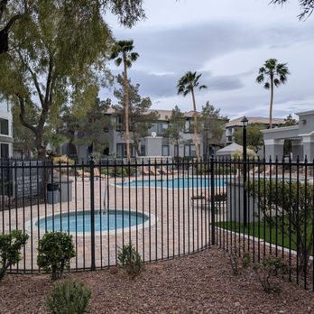 Positano Apartments - Really great pool and spa area and barbecue grills for cooking in the summer - Apartments Near Me - Las Vegas, Nevada Positano Apartments - Really great pool and spa area and barbecue grills for cooking in the summer - Apartments Near Me - Las Vegas, Nevada