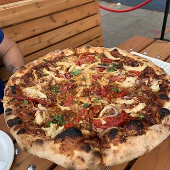 Double Mountain - BBQ chicken pizza - Breweries Near Me - Hood River, Oregon Double Mountain - BBQ chicken pizza - Breweries Near Me - Hood River, Oregon