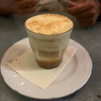 BILLY CAN CAN - Updated June 2024 - 712 Photos & 375 Reviews - 2386