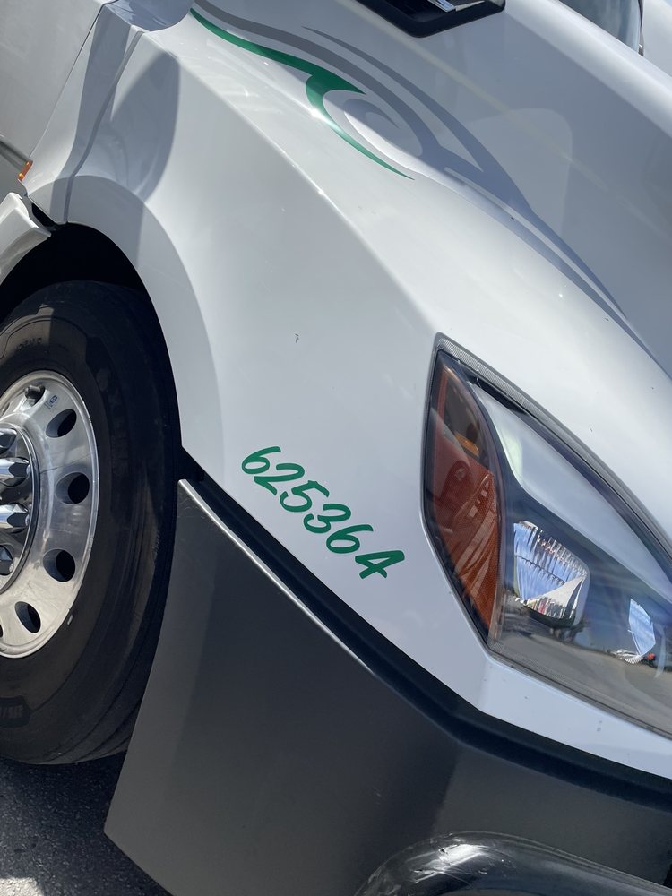 PRIME Updated September 2024 15 Reviews 2740 N Mayfair Ave