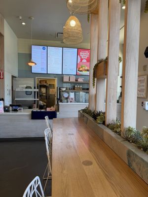 Sweetfin Poke Santa Monica by null