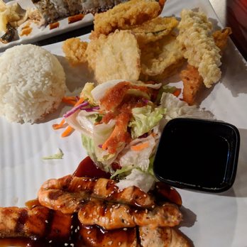 Ginzaya - Two choice dinner, $14.99. Salmon and mixed tempura.  Very good! - Japanese Near Me - La Mirada, California