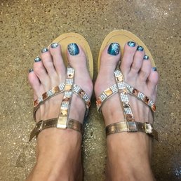 Sparkly and fun by Niki! Sparkly and fun by Niki!