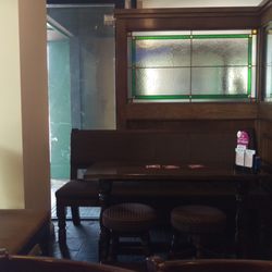 The Corner Pub - Seating