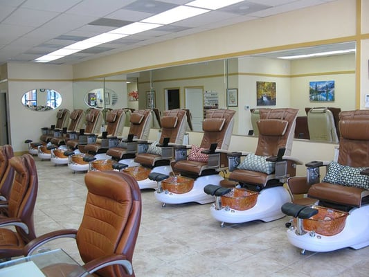 TANGLEWOOD NAILS - 37 Photos & 30 Reviews - 5750 Woodway Dr, Houston