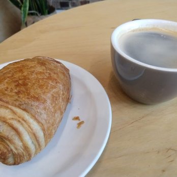 La Finca - Amazing Chocolate Croissant & an Americana - Breakfast & Brunch Near Me - Montreal, Quebec La Finca - Amazing Chocolate Croissant & an Americana - Breakfast & Brunch Near Me - Montreal, Quebec