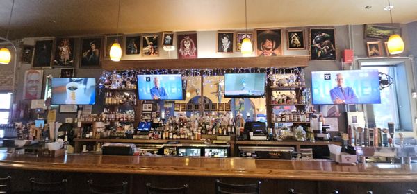 Highland Tavern by null