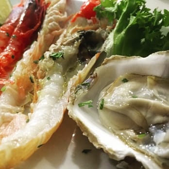Roche Ancienne - Seafood Near Me - Scoglitti, RG