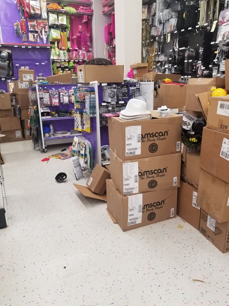 PARTY CITYWESTGATE MALL 41 Photos & 96 Reviews Party Supplies 1600 Saratoga Ave, San Jose