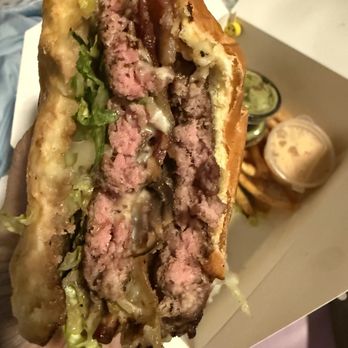 The Meat Wagon - Bacon Truffle Smash Burger - Food Trucks Near Me - Las Vegas, Nevada