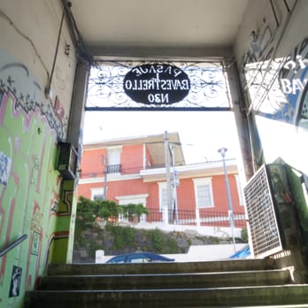 Cerro Alegre - Paseo Bavestrello - Landmarks & Historical Buildings Near Me - Valparaíso, VS