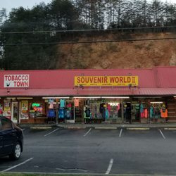 Souvenir World