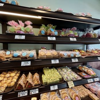 Six Ping - Bakeries Near Me - Houston, Texas
