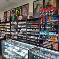 Royal Smoke Shop - Vaporizers